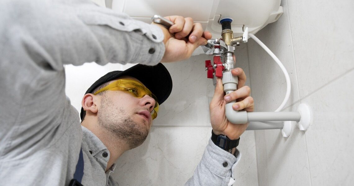 5_techniques_efficaces_pour_protéger_votre_plomberie_du_gel